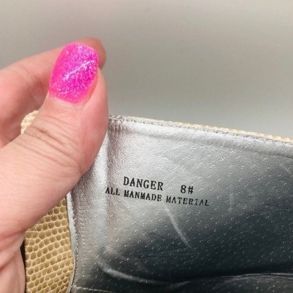 Dollhouse Cream Danger Vegan Leather Platform Stiletto Bootie Boot Size 8 - Picture 13 of 16